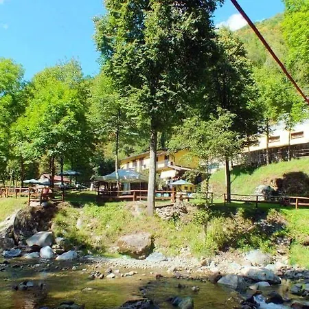 Alpehytte Chalet With One Bedroom In With Wonderful Mountain View Shared Pool Enclosed Garden 60 Km From The Slopes *